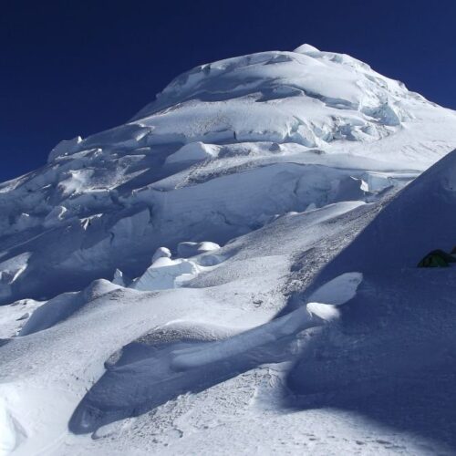 Vista del nevado Huascarán desde la aproximación por Musho