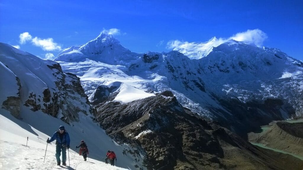 Glacier ascent during Urus Ishinca Tocllaraju Expedition