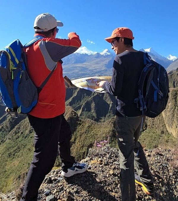trekking dos wankas huaraz panoramic ridge trail
