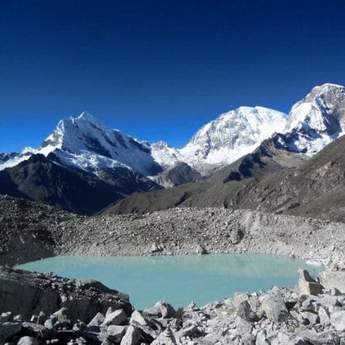 Mountaineers approaching the Chopicalqui summit at 6,354 m in Peru
